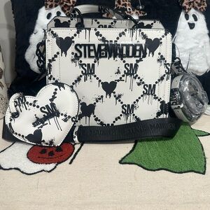 Steve Madden Purse Bevelyn Satchel Halloween Bleeding Heart Editon NWT